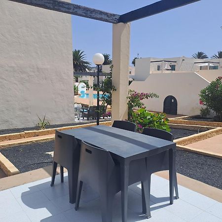 Homeforguest Apartamento 15 Con Terraza Y Piscina En 科拉雷侯 外观 照片