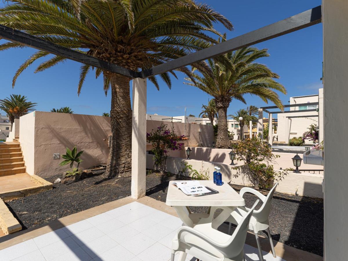 Homeforguest Apartamento 15 Con Terraza Y Piscina En 科拉雷侯 外观 照片