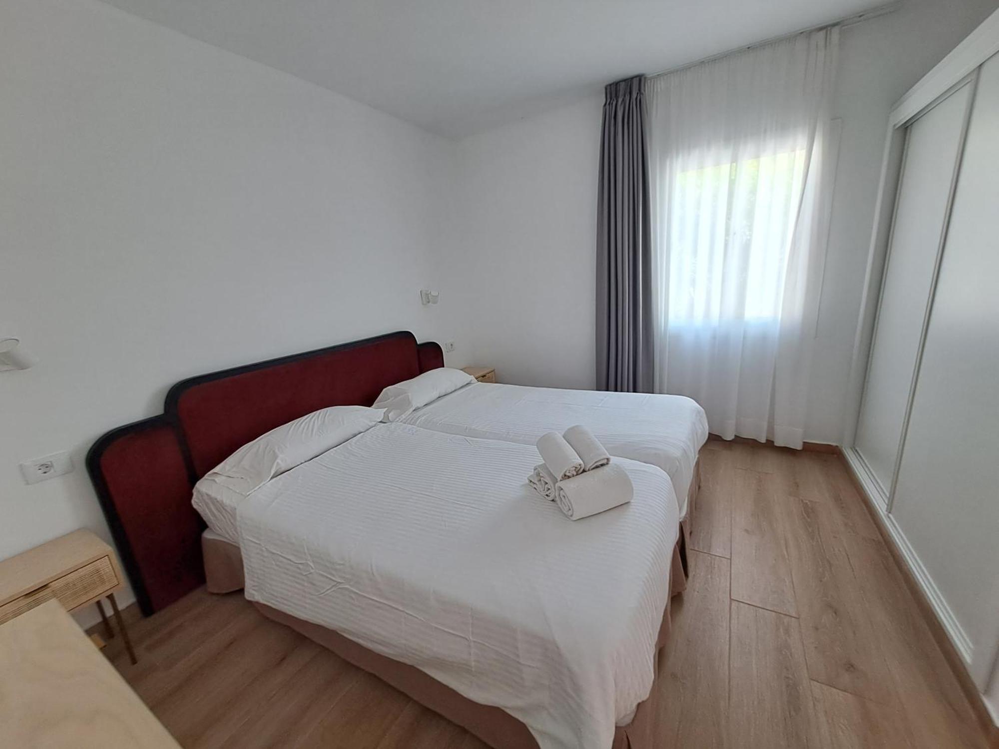 Homeforguest Apartamento 15 Con Terraza Y Piscina En 科拉雷侯 外观 照片